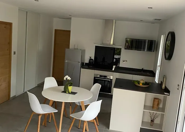 Feriehus Maison Calme Ihesa